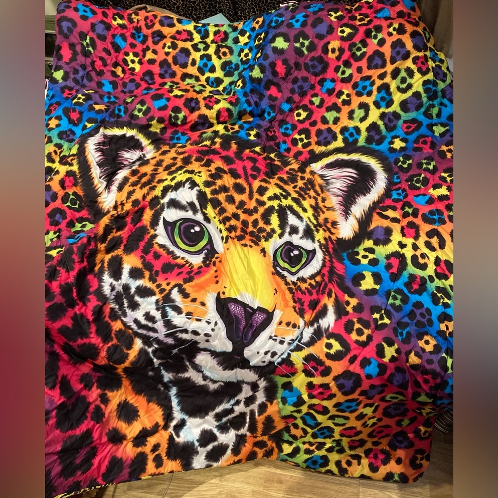 Lisa Frank Reversible Rainbow-Colored Leopard Twin/Full Comforter - Microfiber